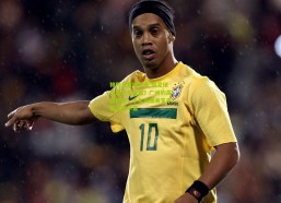 排列五直播平台-搞足球比造汽车还难？广州豹高层坦言，十年实现收支平衡已属不易