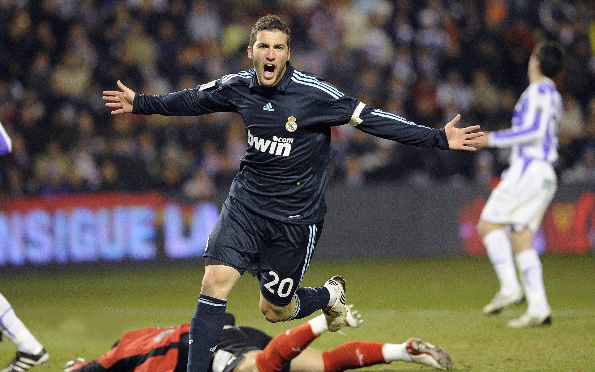 阿曼队热身赛四球横扫塞尔维亚，国足世预赛遭遇强敌？