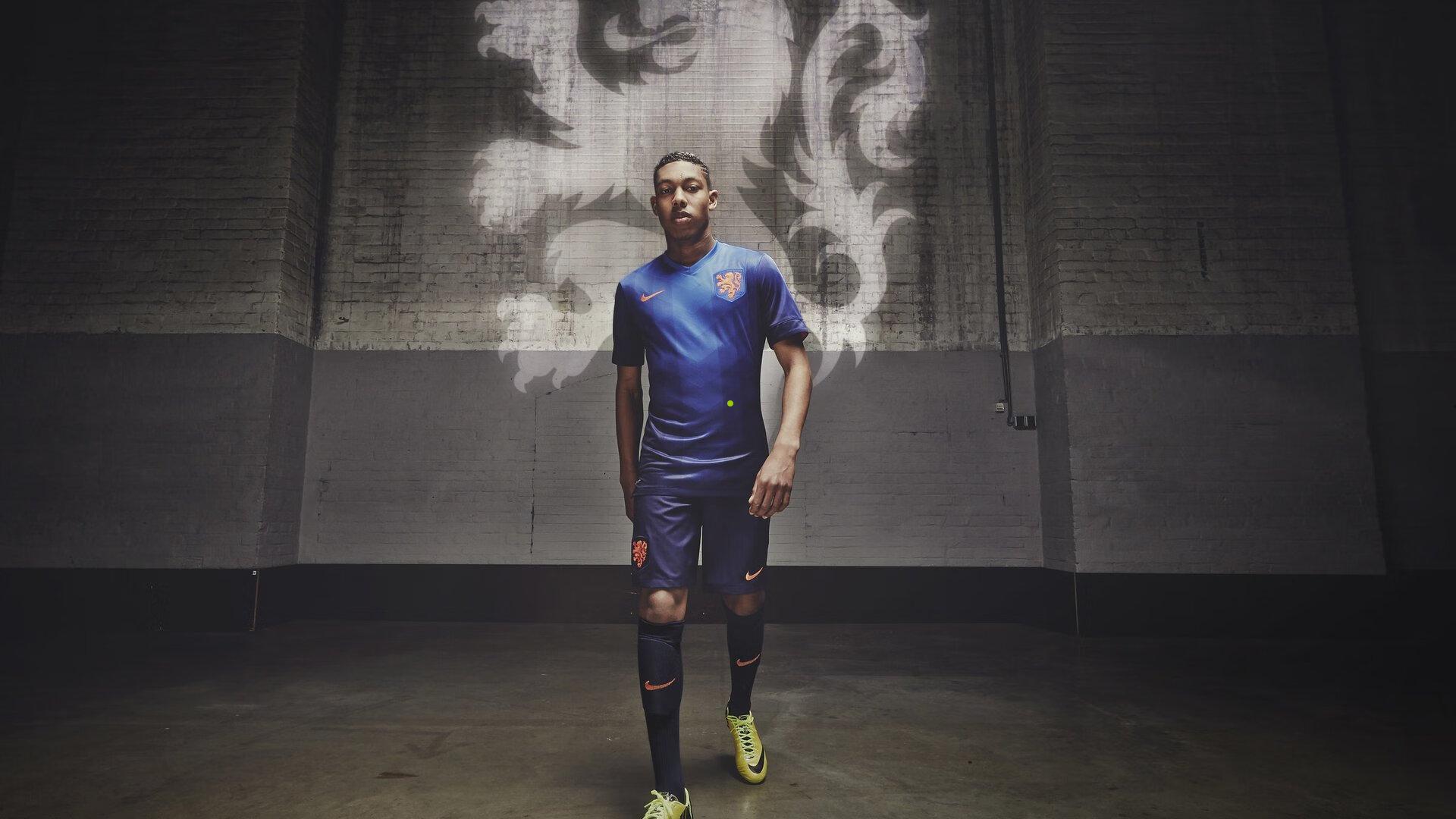 欧冠小组出线关键对决,斯拉维亚主场对阵毕尔巴鄂,战术博弈聚焦防守与控球占比的较量